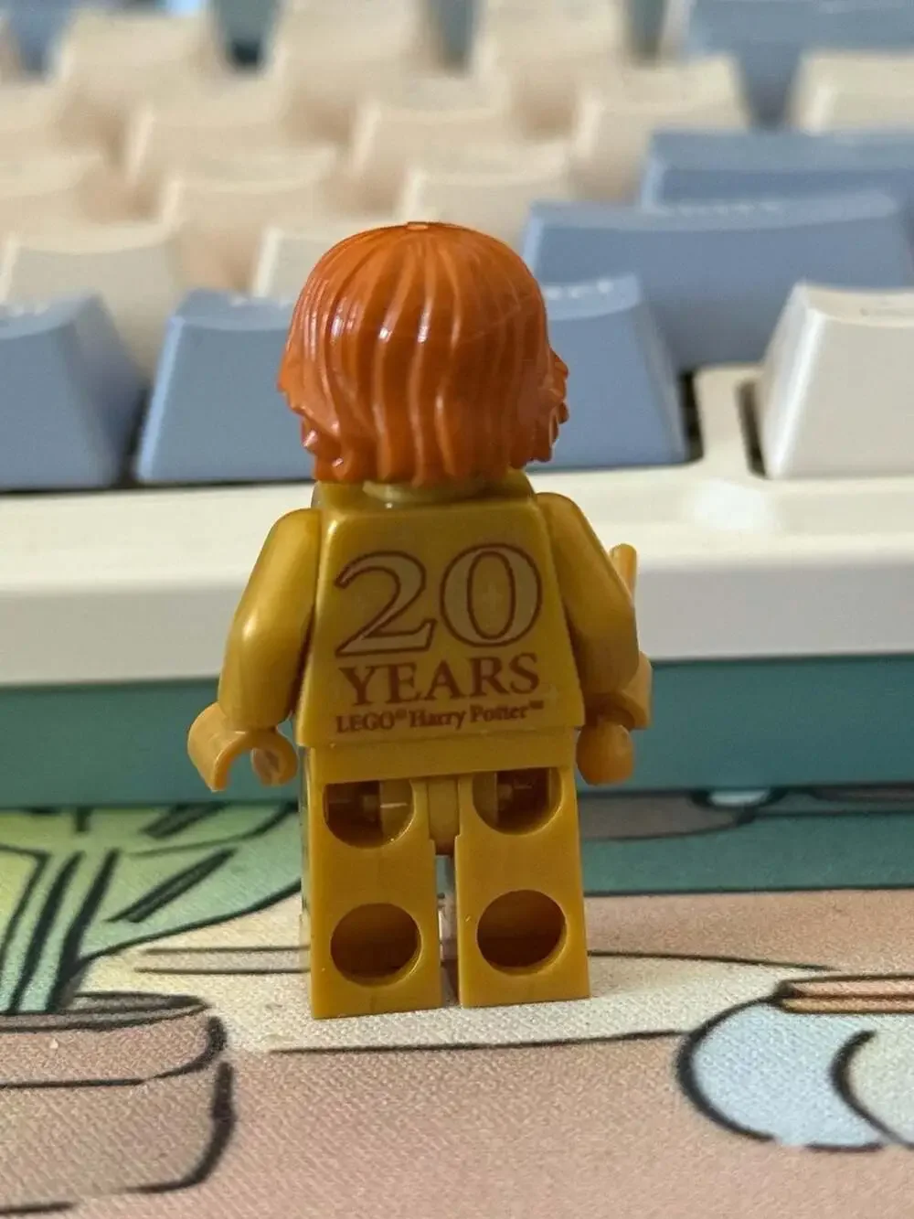 LEGO pearl gold